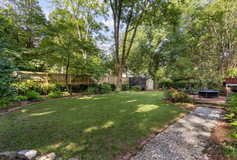 5169 RICH RD, Memphis, Tennessee 38117, 5 Bedroom Bedrooms, 8 Room Rooms,3 BathroomBathrooms,Residential,For Sale,RICH,0,10225039