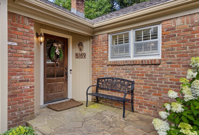 5169 RICH RD, Memphis, Tennessee 38117, 5 Bedroom Bedrooms, 8 Room Rooms,3 BathroomBathrooms,Residential,For Sale,RICH,0,10225039