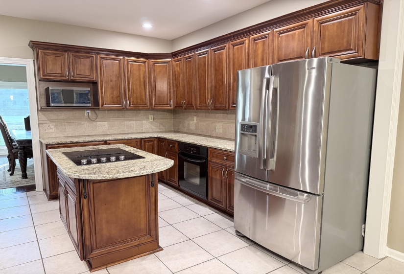 9533 DOGWOOD ESTATES DR, Germantown, Tennessee 38139, 5 Bedroom Bedrooms, 9 Room Rooms,3.1 BathroomBathrooms,Residential,For Sale,DOGWOOD ESTATES,0,10225682