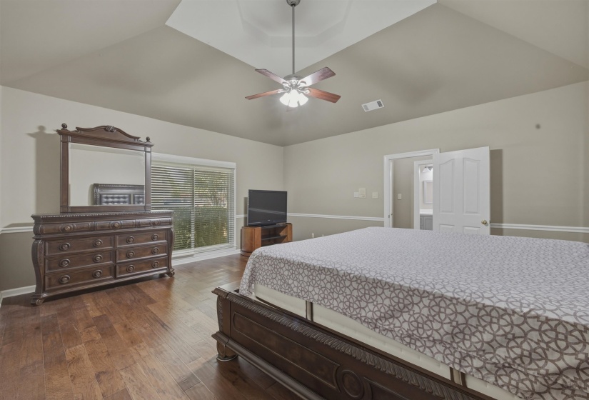 9533 DOGWOOD ESTATES DR, Germantown, Tennessee 38139, 5 Bedroom Bedrooms, 9 Room Rooms,3.1 BathroomBathrooms,Residential,For Sale,DOGWOOD ESTATES,0,10225682