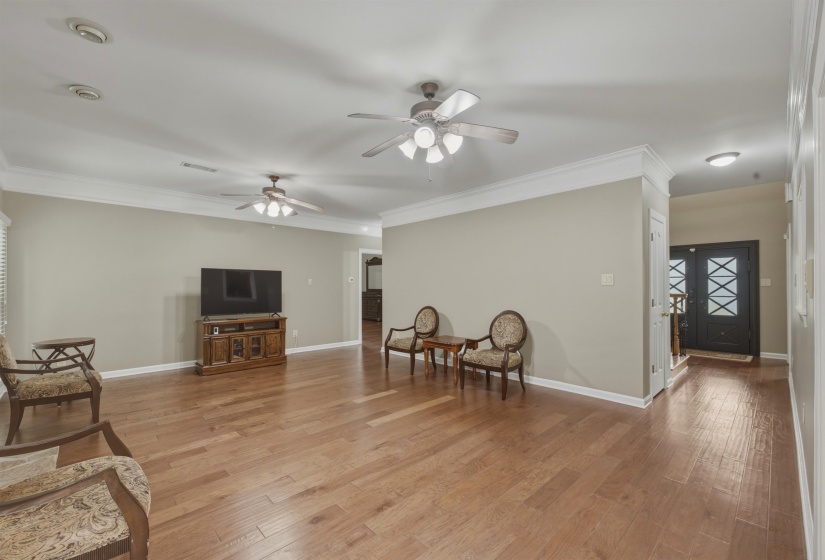 9533 DOGWOOD ESTATES DR, Germantown, Tennessee 38139, 5 Bedroom Bedrooms, 9 Room Rooms,3.1 BathroomBathrooms,Residential,For Sale,DOGWOOD ESTATES,0,10225682