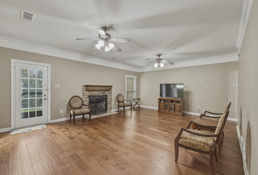 9533 DOGWOOD ESTATES DR, Germantown, Tennessee 38139, 5 Bedroom Bedrooms, 9 Room Rooms,3.1 BathroomBathrooms,Residential,For Sale,DOGWOOD ESTATES,0,10225682