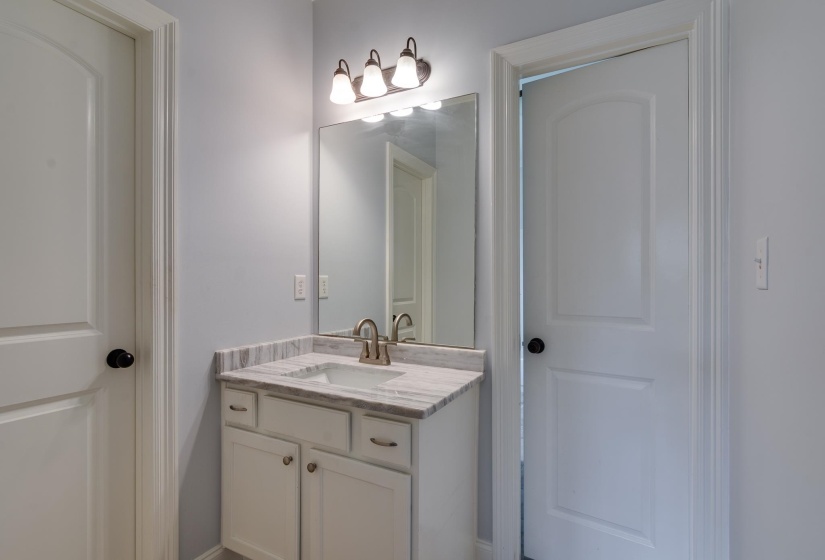 7341 FOURTH AVE, Bartlett, Tennessee 38135, 4 Bedroom Bedrooms, 7 Room Rooms,2.1 BathroomBathrooms,Residential,For Sale,FOURTH,0,10225703