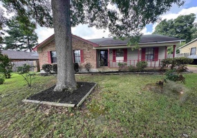 4811 BARKSHIRE DR, Memphis, Tennessee 38141, 3 Bedroom Bedrooms, 5 Room Rooms,2 BathroomBathrooms,Residential,For Sale,BARKSHIRE,0,10225723