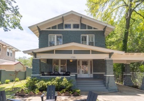 1723 PEABODY AVE, Memphis, Tennessee 38104, 6 Bedroom Bedrooms, 10 Room Rooms,3.1 BathroomBathrooms,Residential,For Sale,PEABODY,0,10225725