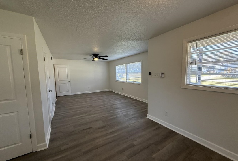 4900 BERTA ST, Memphis, Tennessee 38109, 3 Bedrooms Bedrooms, 6 Rooms Rooms,1 BathroomBathrooms,Residential,For Sale,BERTA,10225728