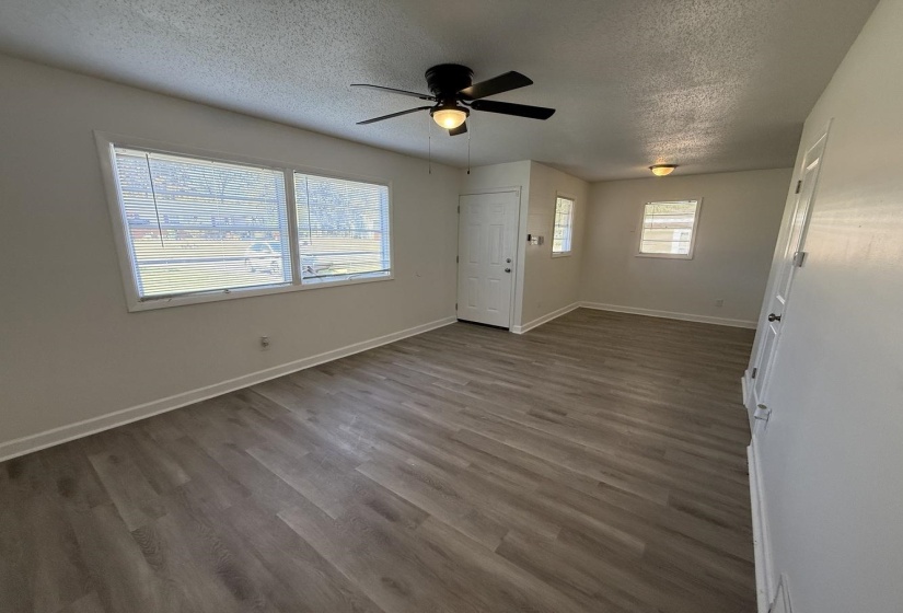 4900 BERTA ST, Memphis, Tennessee 38109, 3 Bedrooms Bedrooms, 6 Rooms Rooms,1 BathroomBathrooms,Residential,For Sale,BERTA,10225728
