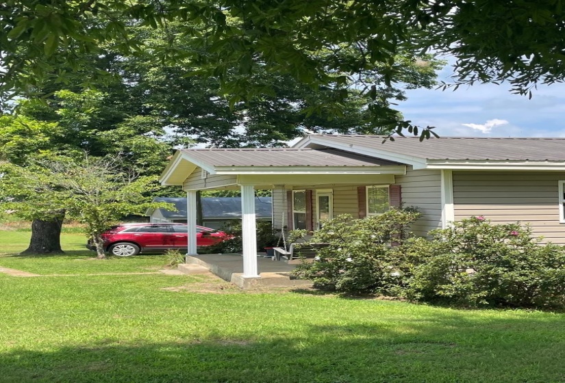 130 ANTIOCH HWY 51 HWY, Covington, Tennessee 38019, 2 Bedroom Bedrooms, 5 Room Rooms,2 BathroomBathrooms,Residential,For Sale,ANTIOCH HWY 51,0,10225731