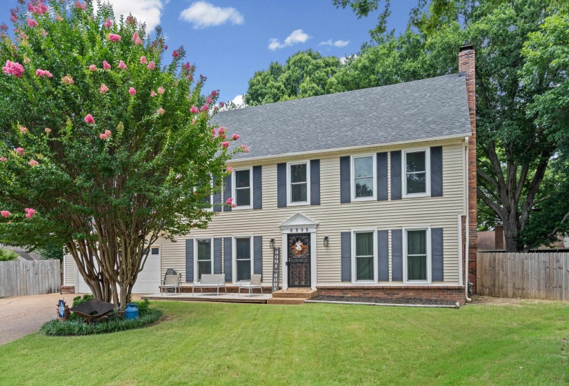 8898 LANTHORN CV, Cordova, Tennessee 38016, 4 Bedroom Bedrooms, 7 Room Rooms,2.1 BathroomBathrooms,Residential,For Sale,LANTHORN,0,10225733