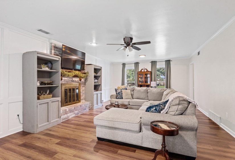 8898 LANTHORN CV, Cordova, Tennessee 38016, 4 Bedroom Bedrooms, 7 Room Rooms,2.1 BathroomBathrooms,Residential,For Sale,LANTHORN,0,10225733