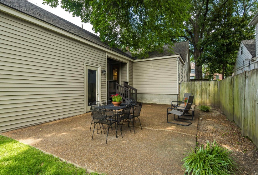 187 REESE ST, Memphis, Tennessee 38111, 4 Bedroom Bedrooms, 8 Room Rooms,2.1 BathroomBathrooms,Residential,For Sale,REESE,0,10225737
