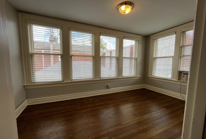 240 BELVEDERE BLVD, Memphis, Tennessee 38104, 5 Bedrooms Bedrooms, 10 Rooms Rooms,3.1 BathroomsBathrooms,Rental Properties,For Sale,BELVEDERE,10225762