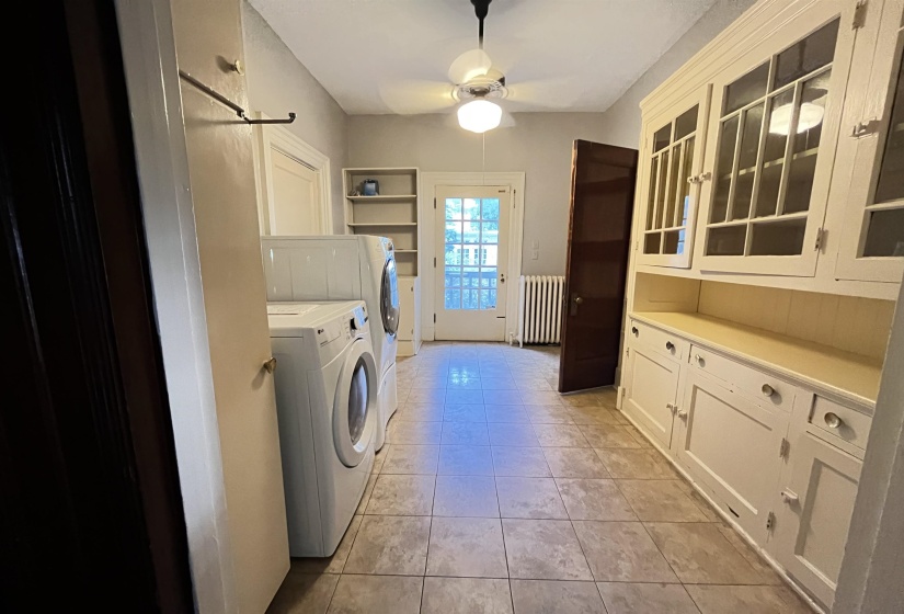 240 BELVEDERE BLVD, Memphis, Tennessee 38104, 5 Bedrooms Bedrooms, 10 Rooms Rooms,3.1 BathroomsBathrooms,Rental Properties,For Sale,BELVEDERE,10225762