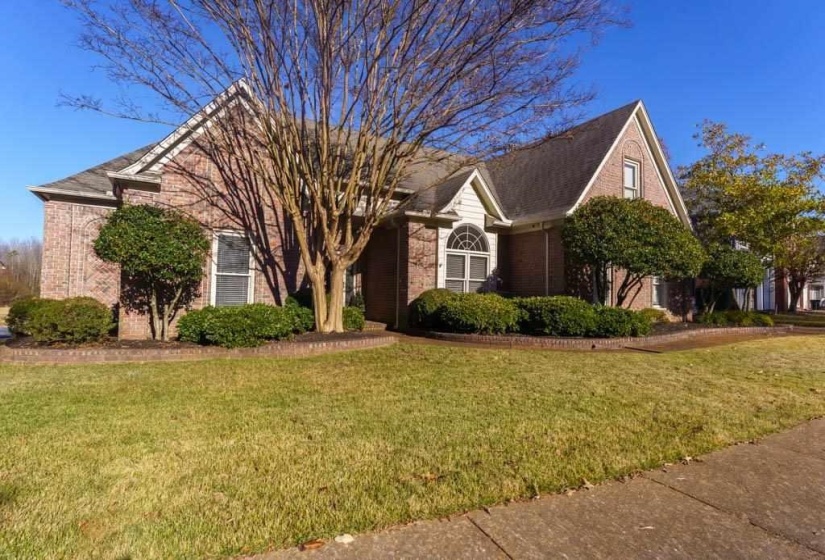 734 GABLE LN, Collierville, Tennessee 38017, 4 Bedrooms Bedrooms, 7 Rooms Rooms,3 BathroomsBathrooms,Rental Properties,For Sale,GABLE,10225770