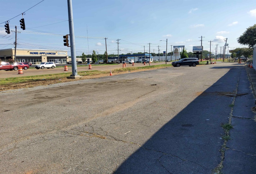 5221 SUMMER AVE, Memphis, Tennessee 38134, ,Commercial/industrial,For Sale,SUMMER,10225741