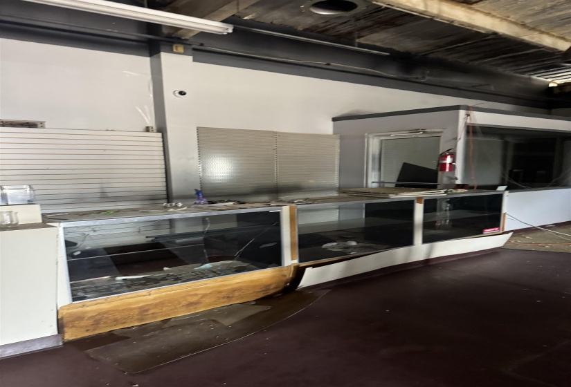 2408 LAMAR AVE, Memphis, Tennessee 38114, ,Commercial/industrial,For Sale,LAMAR,10225775