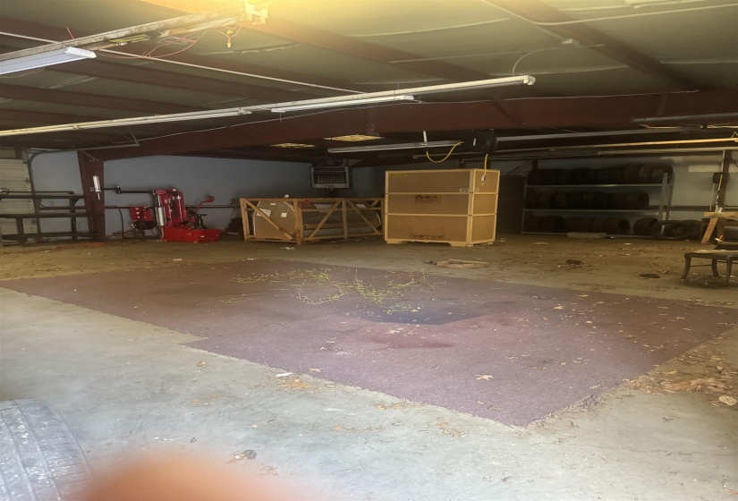 2408 LAMAR AVE, Memphis, Tennessee 38114, ,Commercial/industrial,For Sale,LAMAR,10225775