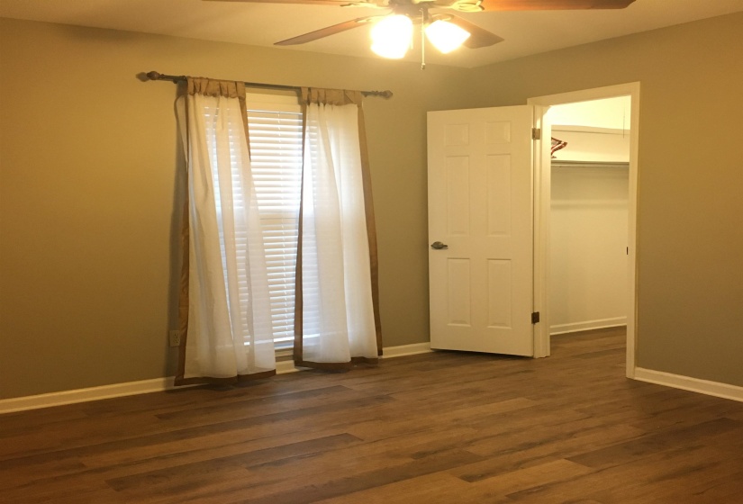 2159 NEW MEADOW DR, Germantown, Tennessee 38139, 4 Bedrooms Bedrooms, 9 Rooms Rooms,2.1 BathroomsBathrooms,Rental Properties,For Sale,NEW MEADOW,10225759