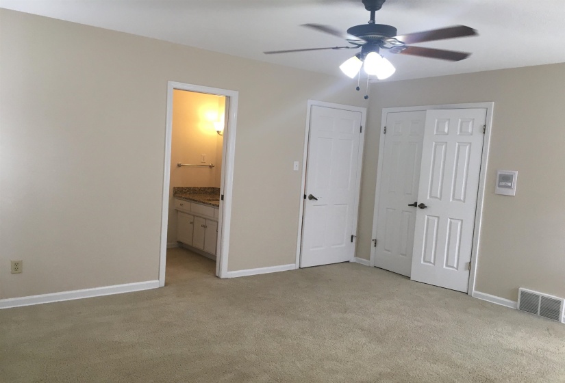 2159 NEW MEADOW DR, Germantown, Tennessee 38139, 4 Bedrooms Bedrooms, 9 Rooms Rooms,2.1 BathroomsBathrooms,Rental Properties,For Sale,NEW MEADOW,10225759