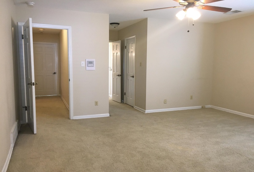 2159 NEW MEADOW DR, Germantown, Tennessee 38139, 4 Bedrooms Bedrooms, 9 Rooms Rooms,2.1 BathroomsBathrooms,Rental Properties,For Sale,NEW MEADOW,10225759