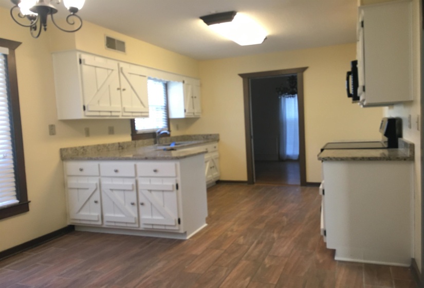 2159 NEW MEADOW DR, Germantown, Tennessee 38139, 4 Bedrooms Bedrooms, 9 Rooms Rooms,2.1 BathroomsBathrooms,Rental Properties,For Sale,NEW MEADOW,10225759