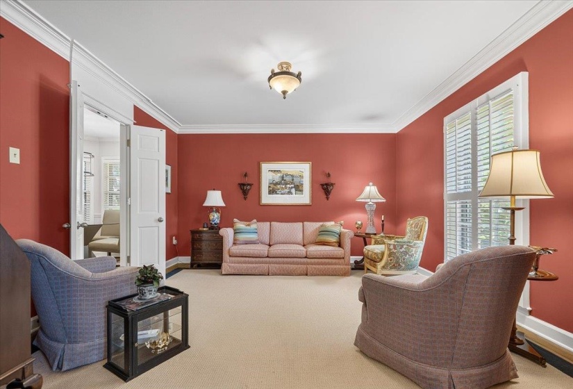 5483 SPAINWOOD AVE, Memphis, Tennessee 38120, 4 Bedroom Bedrooms, 9 Room Rooms,2.1 BathroomBathrooms,Residential,For Sale,SPAINWOOD,0,10225625