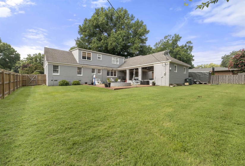 4336 BURGUNDY RD, Memphis, Tennessee 38111, 5 Bedroom Bedrooms, 9 Room Rooms,3 BathroomBathrooms,Residential,For Sale,BURGUNDY,0,10225697