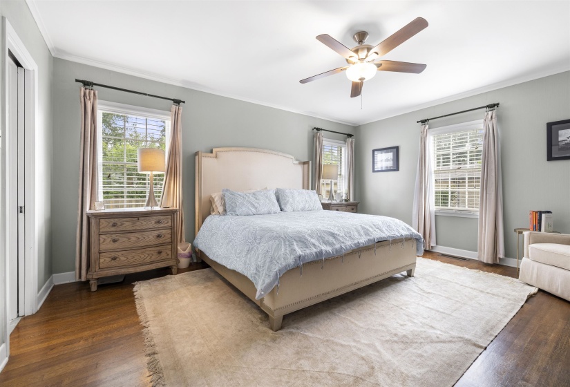 4336 BURGUNDY RD, Memphis, Tennessee 38111, 5 Bedroom Bedrooms, 9 Room Rooms,3 BathroomBathrooms,Residential,For Sale,BURGUNDY,0,10225697