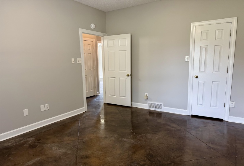 2747 SURREY PARK DR, Bartlett, Tennessee 38134, 4 Bedroom Bedrooms, 7 Room Rooms,2 BathroomBathrooms,Residential,For Sale,SURREY PARK,0,10225739