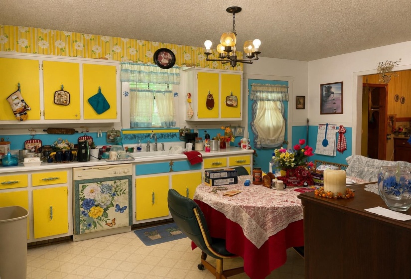 9242 BRUNSWICK RD, Millington, Tennessee 38053, 3 Bedrooms Bedrooms, 7 Rooms Rooms,3 BathroomsBathrooms,Residential,For Sale,BRUNSWICK,10225745
