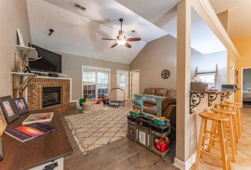 2665 MCCRAW LOOP, Mason, Tennessee 38049, 3 Bedroom Bedrooms, 7 Room Rooms,2 BathroomBathrooms,Residential,For Sale,MCCRAW,0,10225750