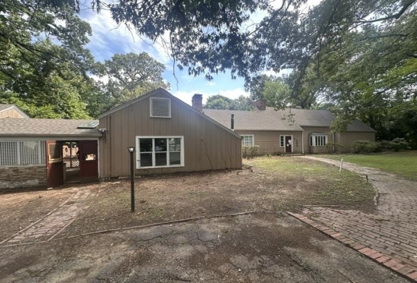 4827 PRINCETON RD, Memphis, Tennessee 38117, 4 Bedrooms Bedrooms, 8 Rooms Rooms,4 BathroomsBathrooms,Residential,For Sale,PRINCETON,10225764