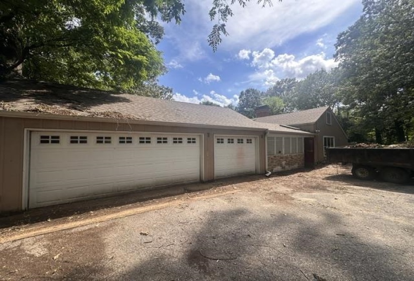 4827 PRINCETON RD, Memphis, Tennessee 38117, 4 Bedrooms Bedrooms, 8 Rooms Rooms,4 BathroomsBathrooms,Residential,For Sale,PRINCETON,10225764