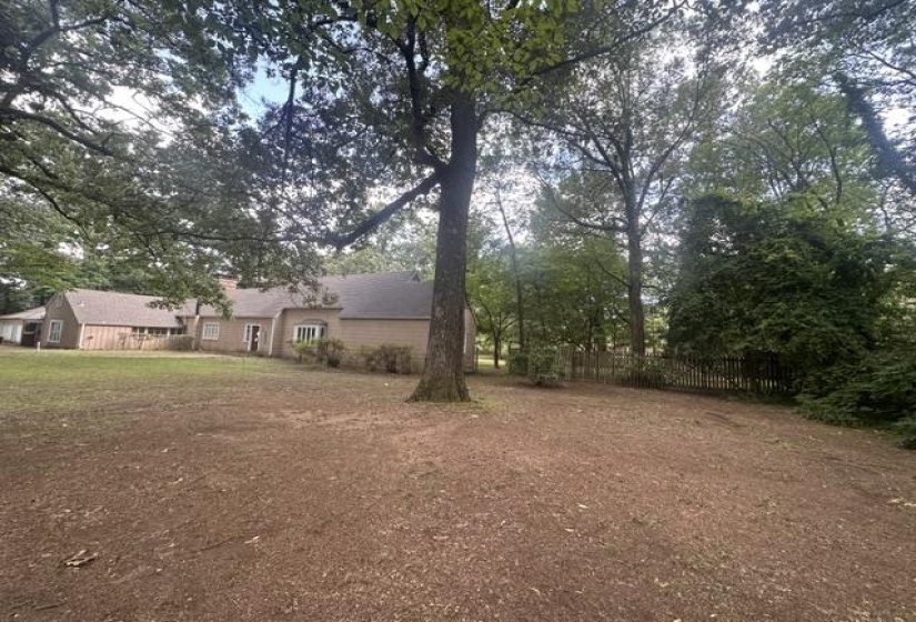 4827 PRINCETON RD, Memphis, Tennessee 38117, 4 Bedrooms Bedrooms, 8 Rooms Rooms,4 BathroomsBathrooms,Residential,For Sale,PRINCETON,10225764