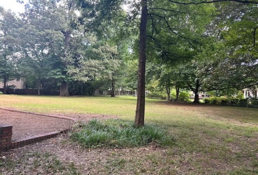 4827 PRINCETON RD, Memphis, Tennessee 38117, 4 Bedrooms Bedrooms, 8 Rooms Rooms,4 BathroomsBathrooms,Residential,For Sale,PRINCETON,10225764