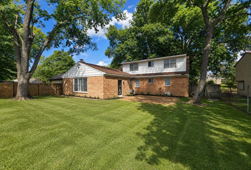 3463 BOWMAN AVE, Memphis, Tennessee 38128, 4 Bedroom Bedrooms, 8 Room Rooms,2.1 BathroomBathrooms,Residential,For Sale,BOWMAN,0,10225772