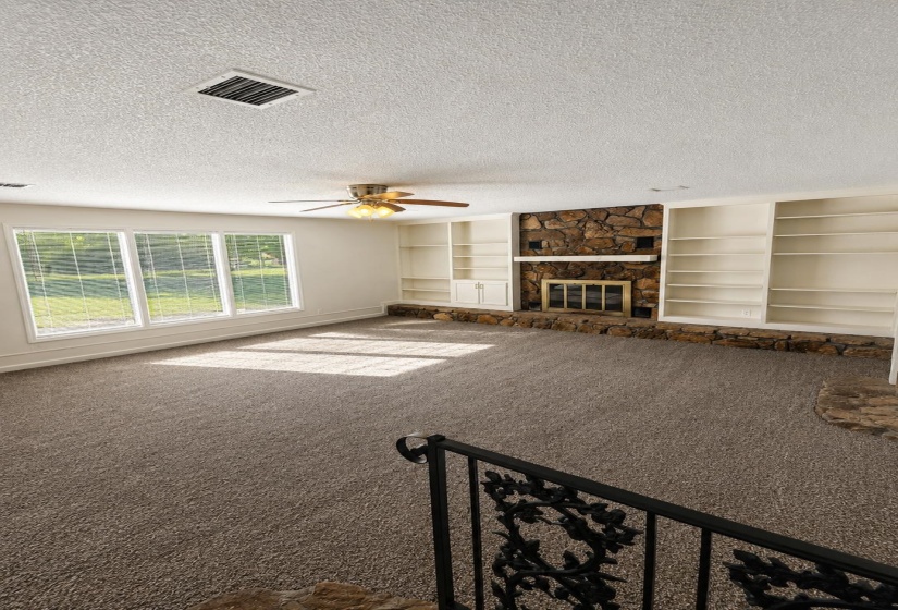 3463 BOWMAN AVE, Memphis, Tennessee 38128, 4 Bedroom Bedrooms, 8 Room Rooms,2.1 BathroomBathrooms,Residential,For Sale,BOWMAN,0,10225772