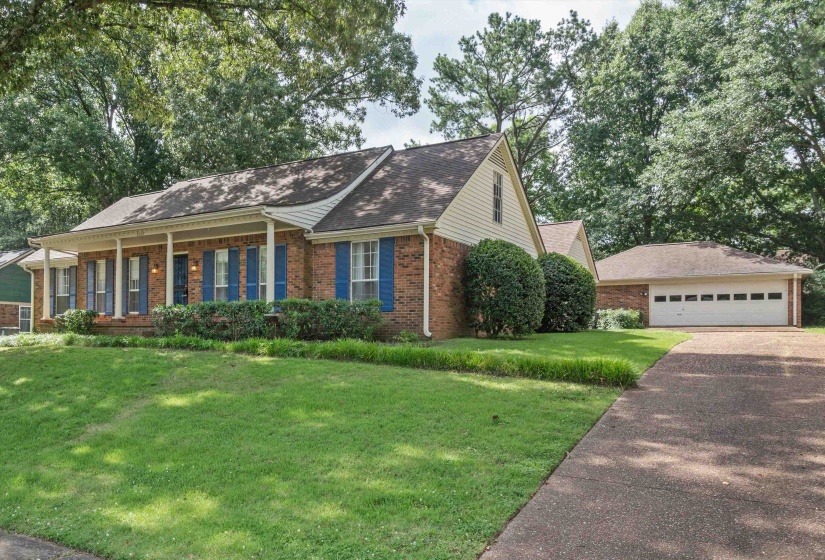 Rare combination of attached and detached double garages (4 CARS!) offering exceptional storage, workspace, and flexibility. There is also a workshop plus a bonus/storage room.