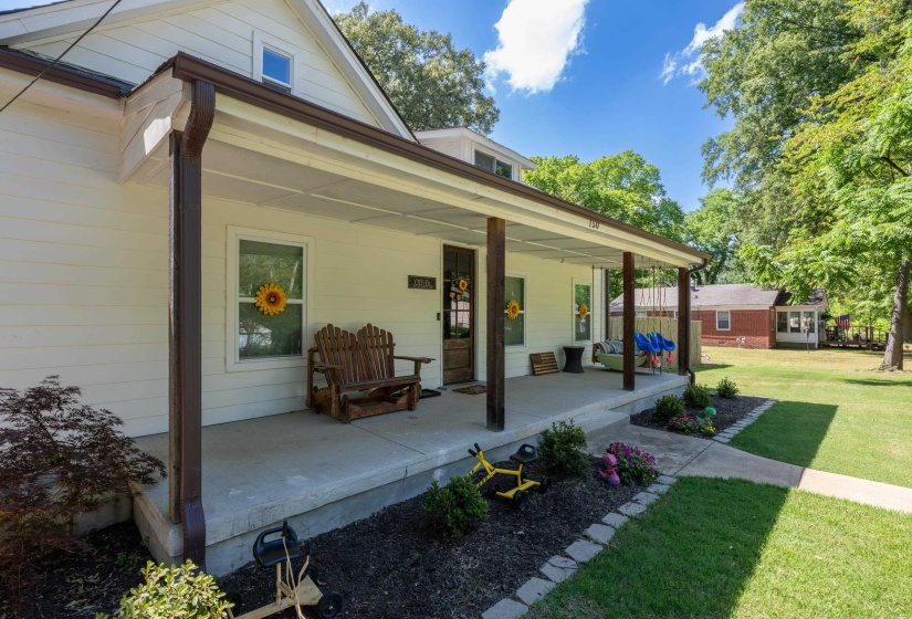 150 MURRELL ST, Oakland, Tennessee 38060, 3 Bedroom Bedrooms, 6 Room Rooms,2 BathroomBathrooms,Residential,For Sale,MURRELL,0,10223951