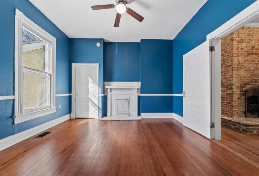 2069 VINTON AVE, Memphis, Tennessee 38104, 3 Bedroom Bedrooms, 6 Room Rooms,2 BathroomBathrooms,Residential,For Sale,VINTON,0,10225788
