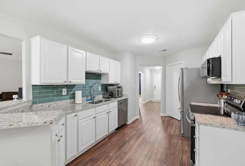 993 ZENITH CV, Memphis, Tennessee 38018, 3 Bedroom Bedrooms, 5 Room Rooms,2 BathroomBathrooms,Residential,For Sale,ZENITH,0,10225793