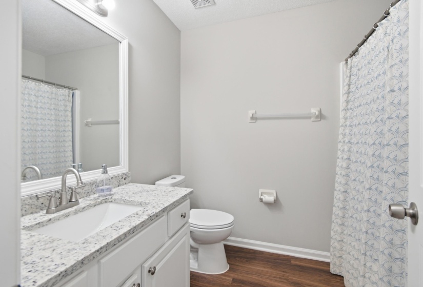 993 ZENITH CV, Memphis, Tennessee 38018, 3 Bedroom Bedrooms, 5 Room Rooms,2 BathroomBathrooms,Residential,For Sale,ZENITH,0,10225793
