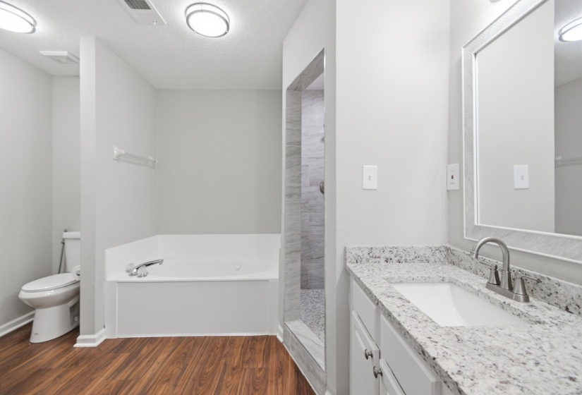 993 ZENITH CV, Memphis, Tennessee 38018, 3 Bedroom Bedrooms, 5 Room Rooms,2 BathroomBathrooms,Residential,For Sale,ZENITH,0,10225793