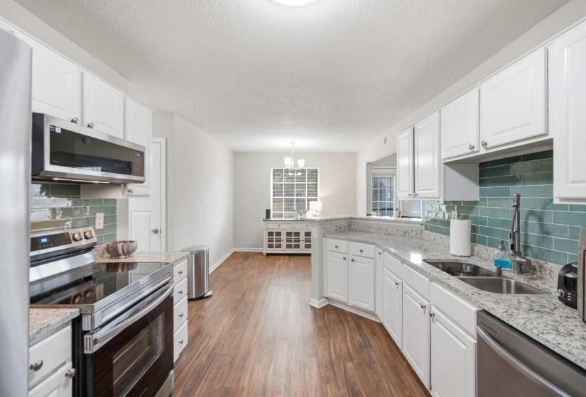 993 ZENITH CV, Memphis, Tennessee 38018, 3 Bedroom Bedrooms, 5 Room Rooms,2 BathroomBathrooms,Residential,For Sale,ZENITH,0,10225793