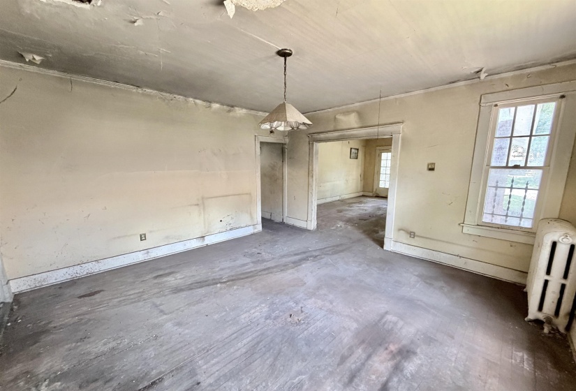 1961 MIGNON AVE, Memphis, Tennessee 38107, 3 Bedroom Bedrooms, 6 Room Rooms,2 BathroomBathrooms,Residential,For Sale,MIGNON,0,10225796