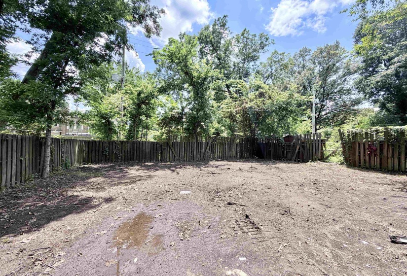 1961 MIGNON AVE, Memphis, Tennessee 38107, 3 Bedroom Bedrooms, 6 Room Rooms,2 BathroomBathrooms,Residential,For Sale,MIGNON,0,10225796