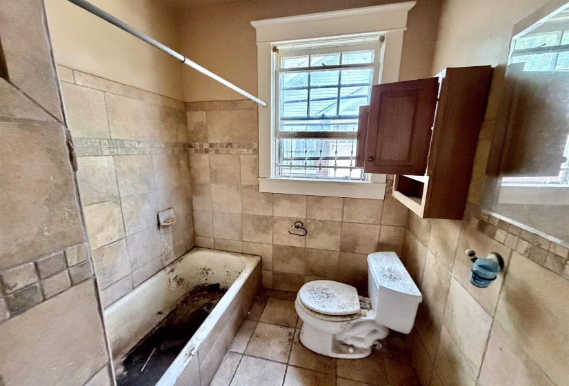1961 MIGNON AVE, Memphis, Tennessee 38107, 3 Bedroom Bedrooms, 6 Room Rooms,2 BathroomBathrooms,Residential,For Sale,MIGNON,0,10225796
