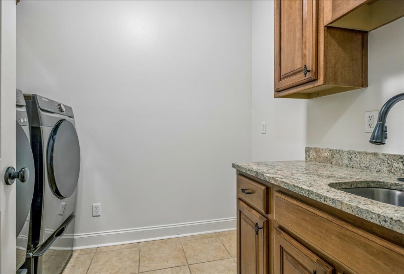 4760 MAPLE WALK DR, Lakeland, Tennessee 38002, 5 Bedroom Bedrooms, 10 Room Rooms,4.1 BathroomBathrooms,Residential,For Sale,MAPLE WALK,0,10225798