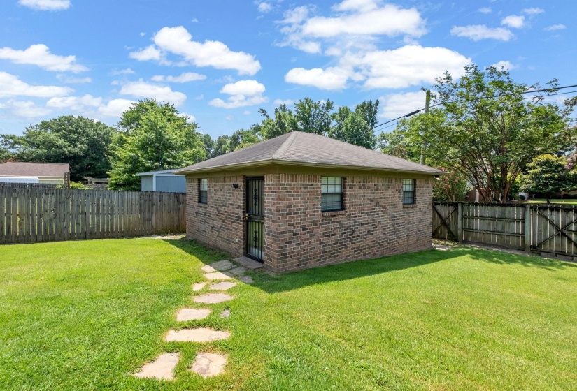 6119 KEVIN DR, Bartlett, Tennessee 38135, 4 Bedroom Bedrooms, 8 Room Rooms,2 BathroomBathrooms,Residential,For Sale,KEVIN,0,10225804