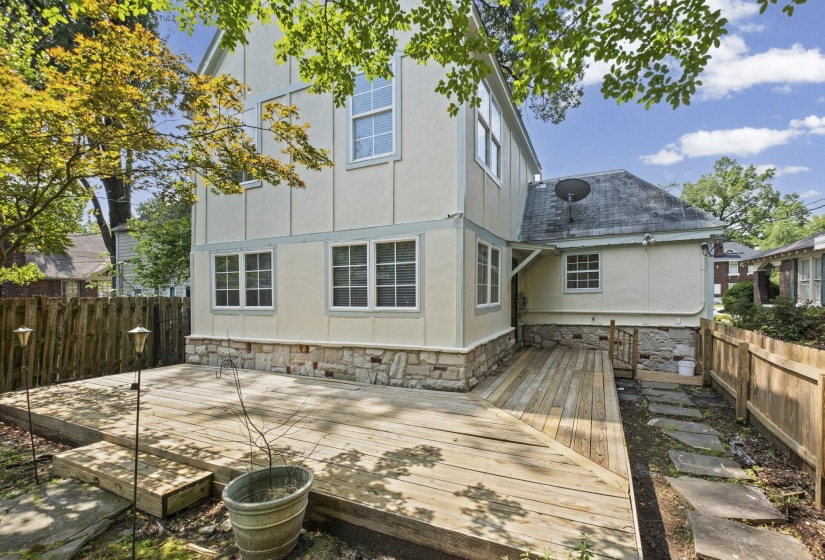 1936 MIGNON AVE, Memphis, Tennessee 38107, 4 Bedroom Bedrooms, 7 Room Rooms,2 BathroomBathrooms,Residential,For Sale,MIGNON,0,10225808